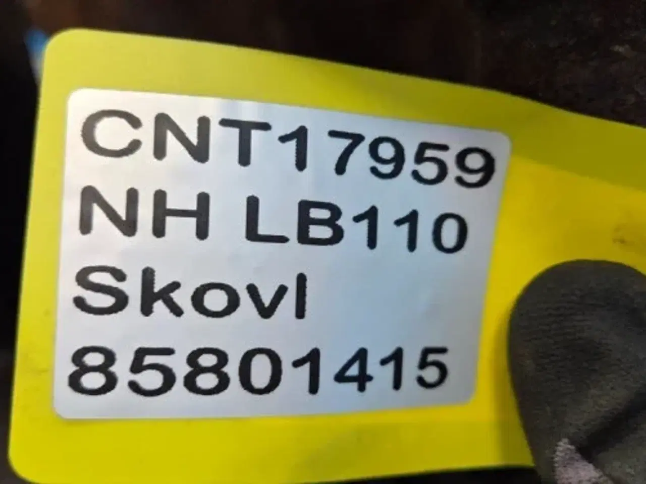 Billede 22 - New Holland LB110 Skovl 85801415