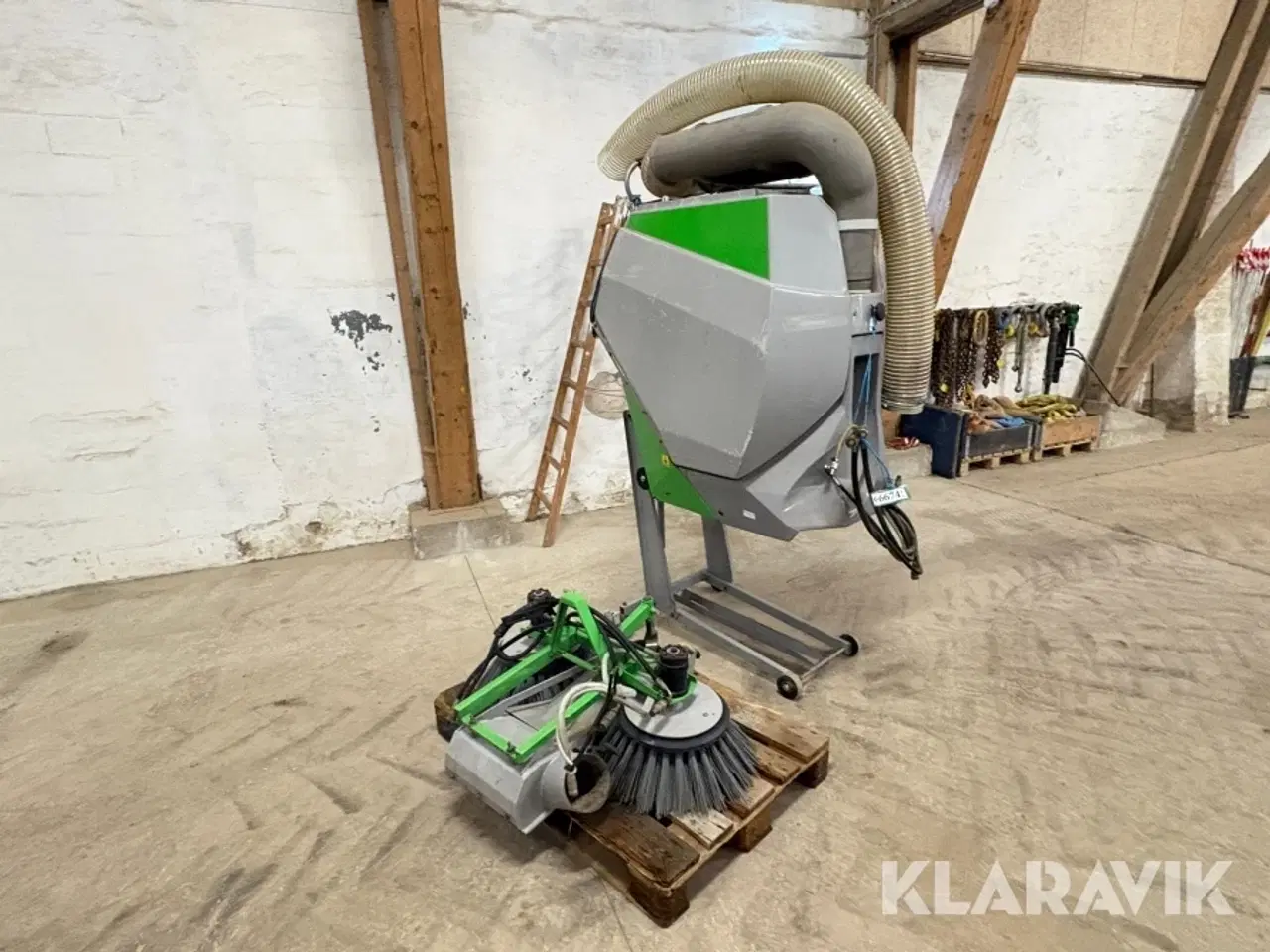 Billede 2 - Feje/suge anlæg Egholm FS2100/FK2