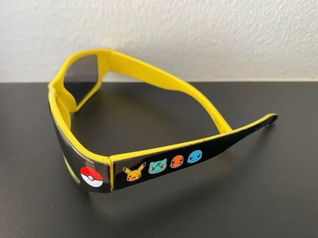 Billede 2 - Solbriller med Pikemon