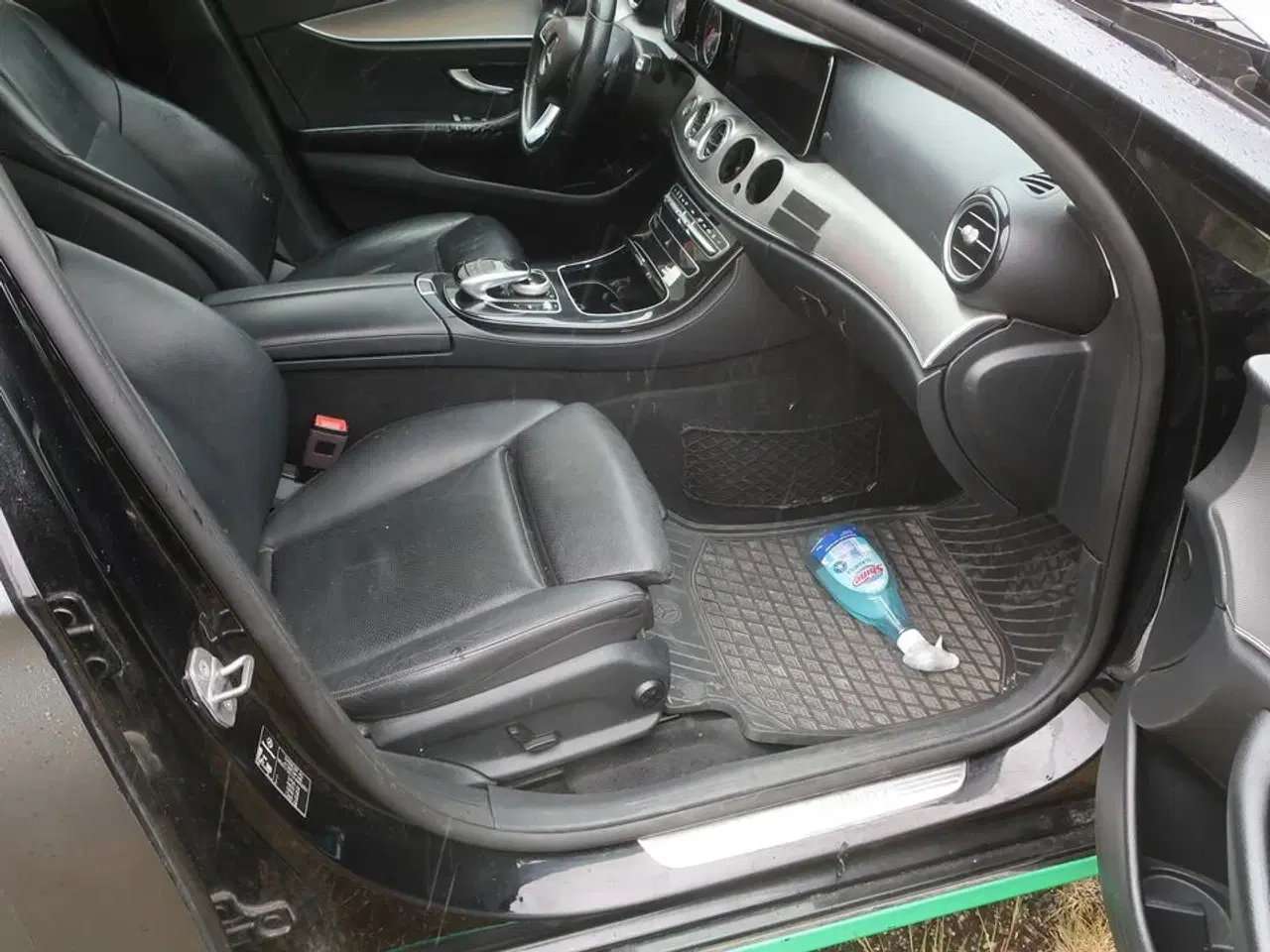 Billede 21 - Personbil MERCEDES E200d (momsfri) (uden afgift)