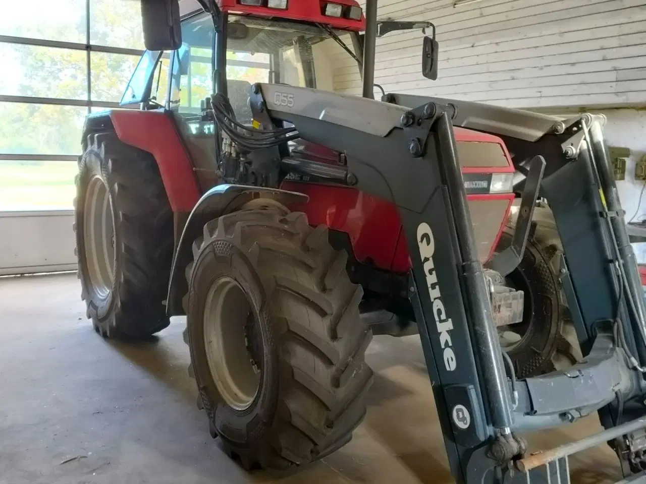 Billede 3 - Case IH 5130 Maxxum Med frontlæsser, siloskovl, balletang & ballespyd