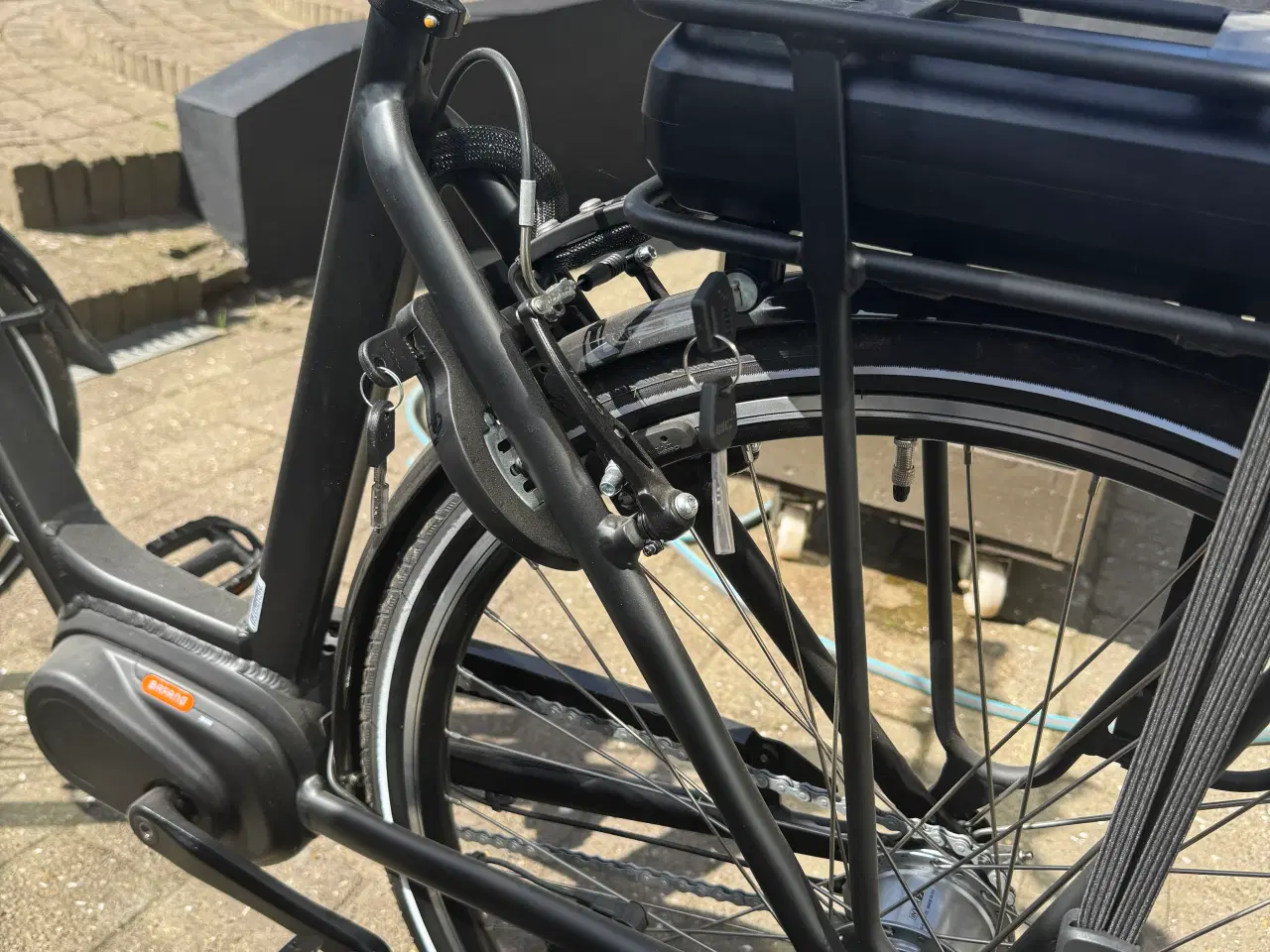 Billede 3 - Ny elcykel kun kørt 30 km