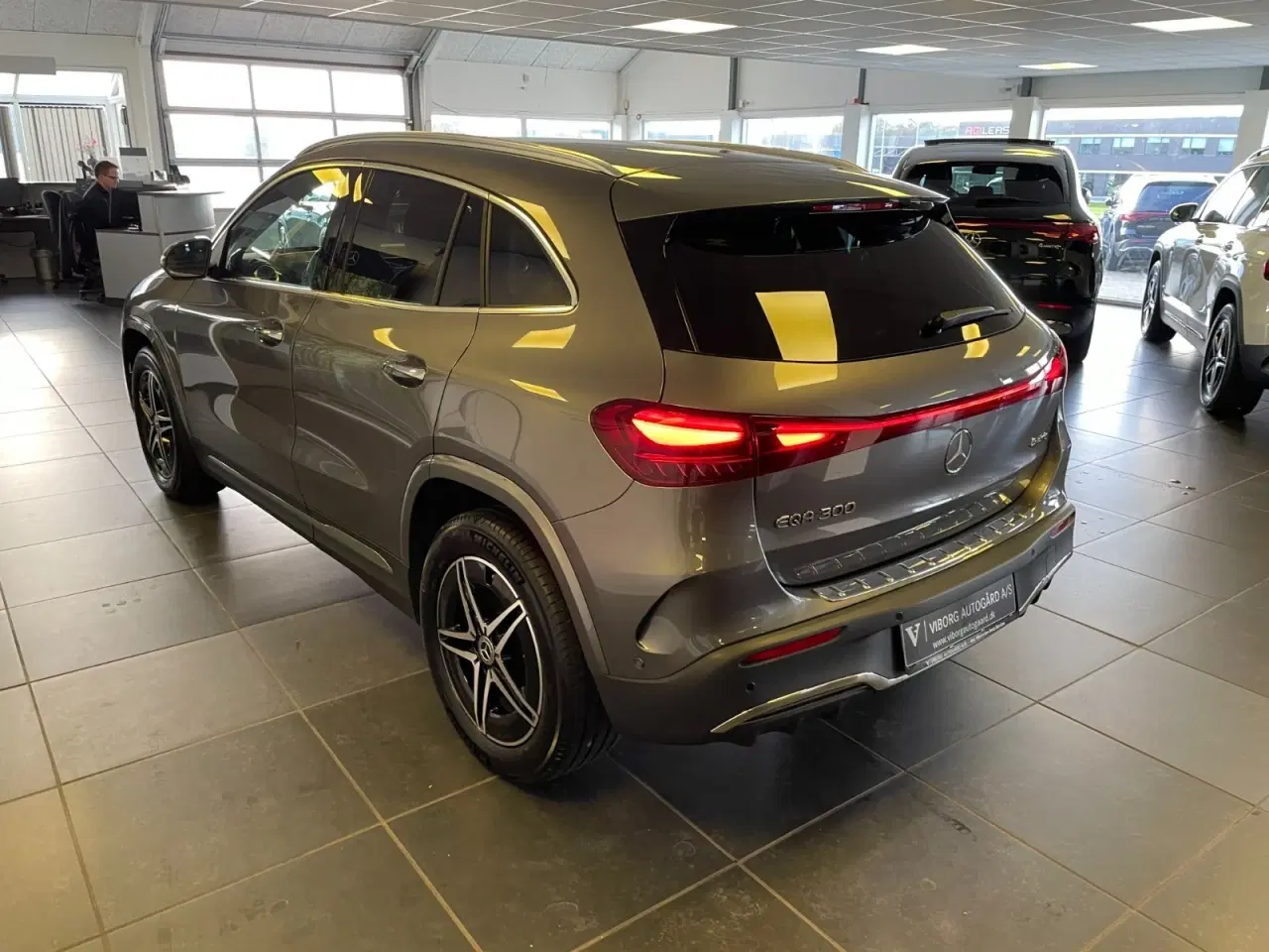 Billede 3 - Mercedes EQA300  AMG Premium 4Matic
