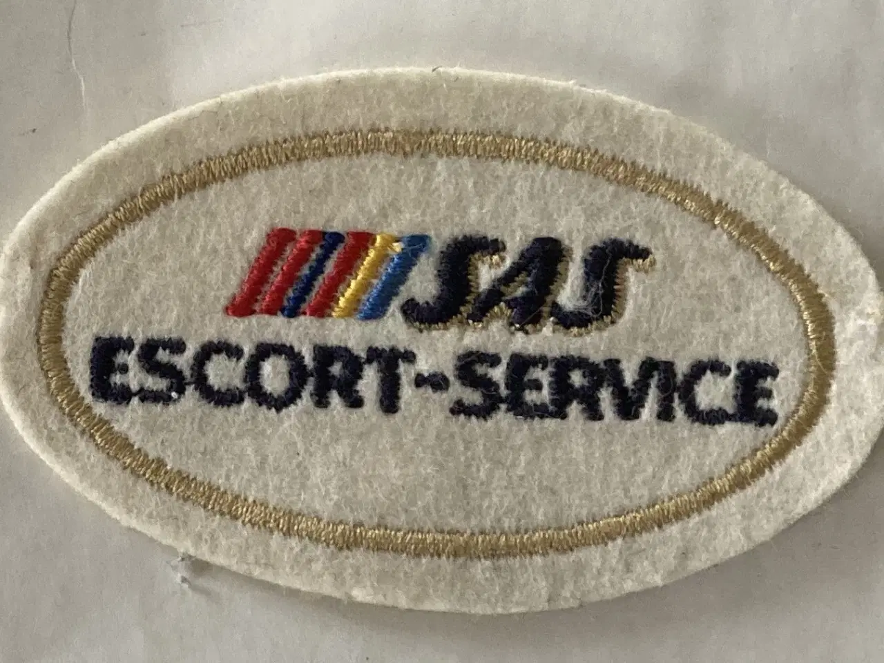 Billede 1 - Stof Emblem ESCORT-SERVICE Flyselskab SAS