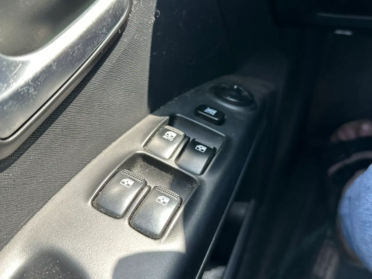 Billede 3 - Kia Picanto lav km nysynet med træk