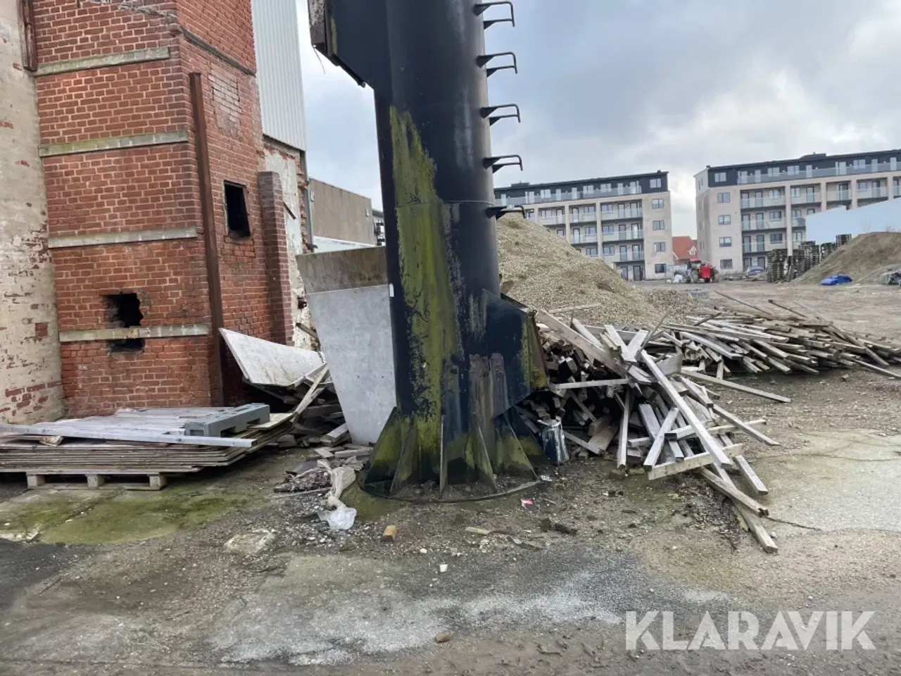 Billede 5 - Skorsten ca 20 meter