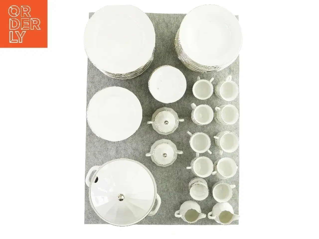 Billede 2 - Stort porcelænsstel