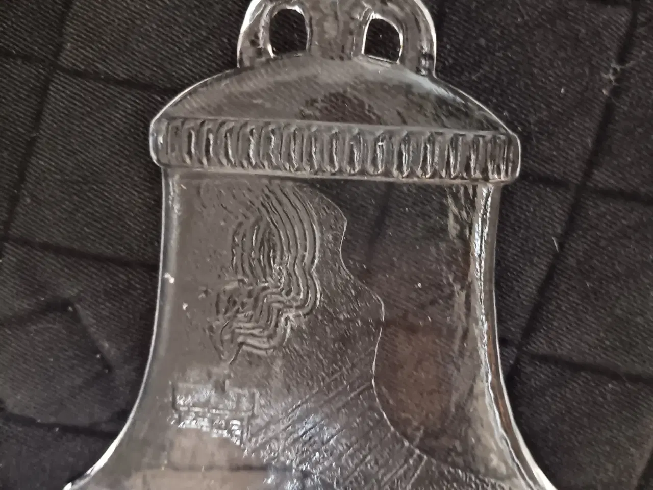 Billede 4 - Stor juleklokke af glas fra Kosta Boda. Designet a