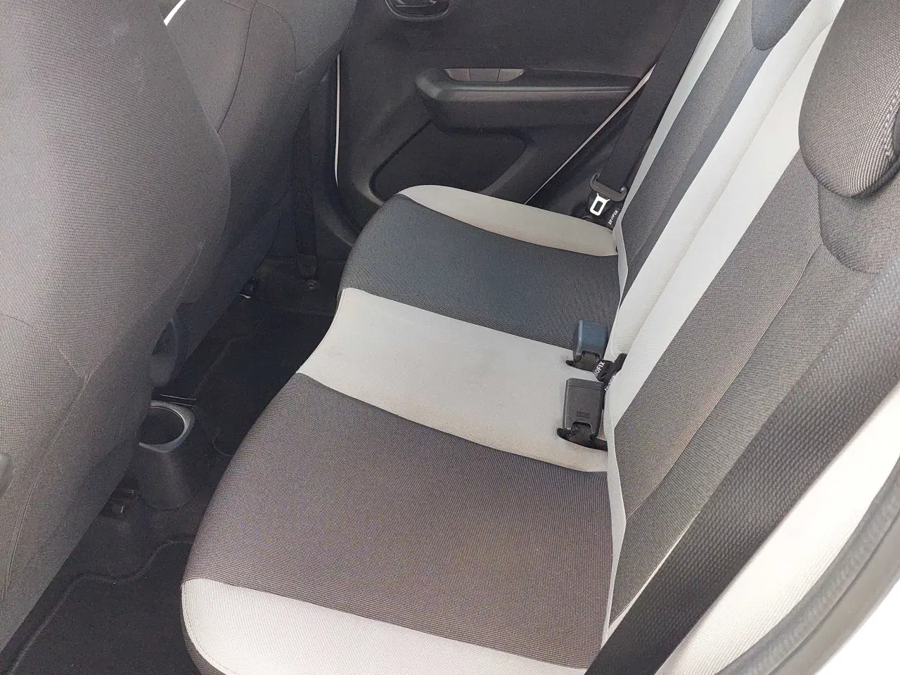 Billede 7 - Nysynet d. 16/4 lav km. Toyota aygo 