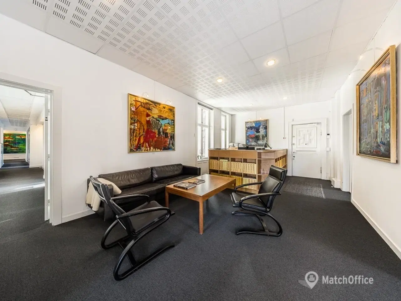 Billede 3 - Unikt og herskabeligt kontorlejemål med synlig placering