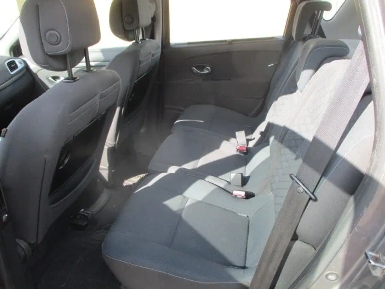 Billede 6 - Renault Scenic III 1,9 dCi 130 Dynamique