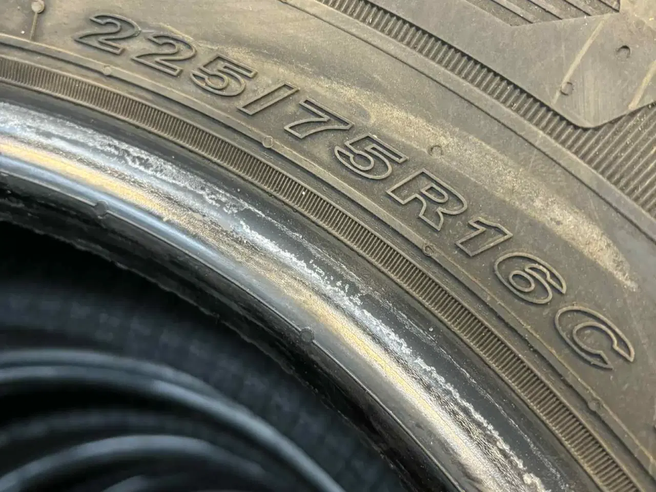 Billede 4 - Sommerdæk i forskellige str.