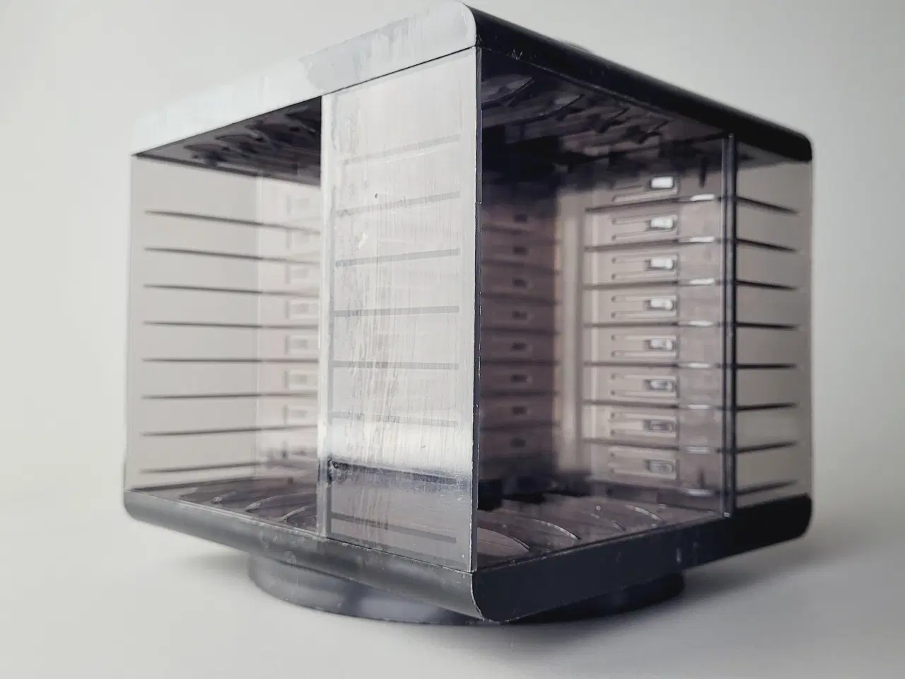 Billede 4 - ⭐️· 🎶 Retro Kassettebånd Holder - Drejelig 