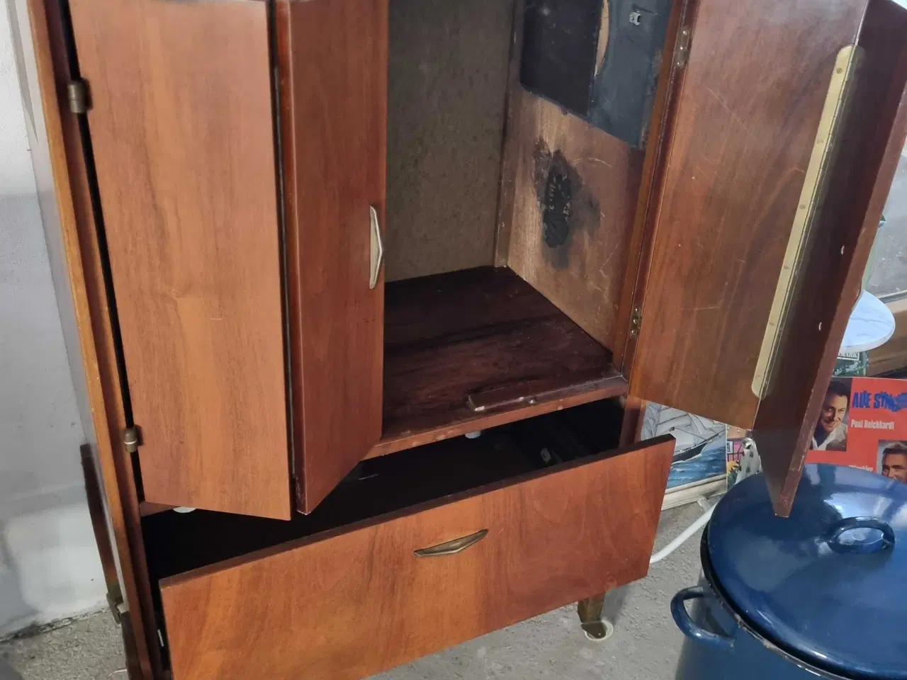 Billede 2 - Teaktræs skab med skuffe 