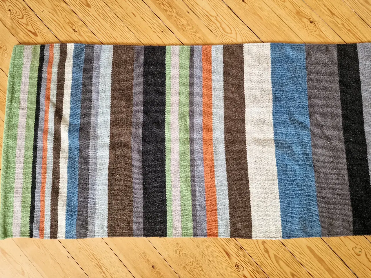 Billede 5 - Fladvævet løber i 100 % uld.