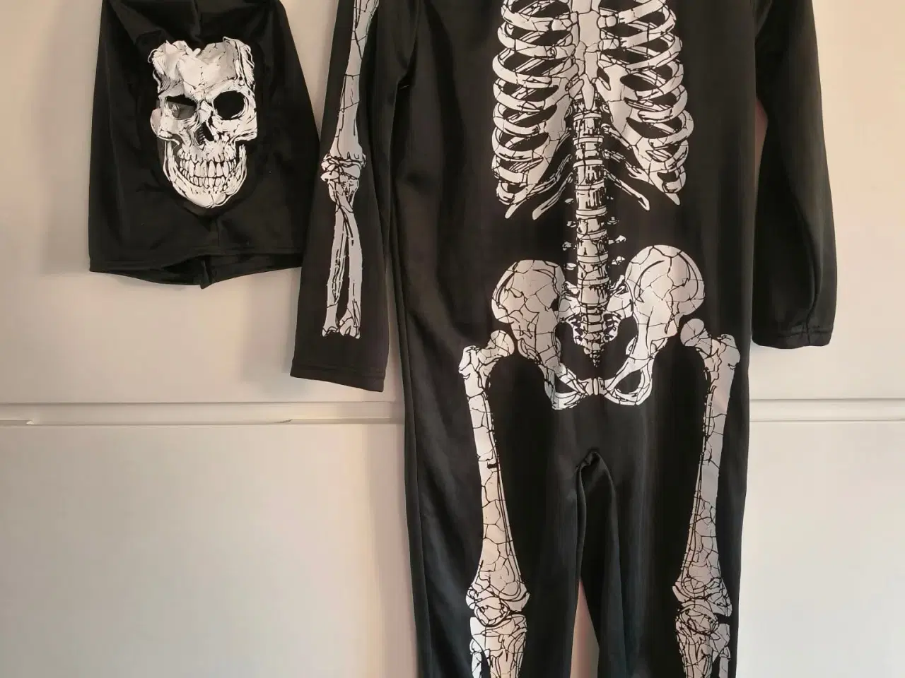 Billede 1 - Skelet Udklædning 