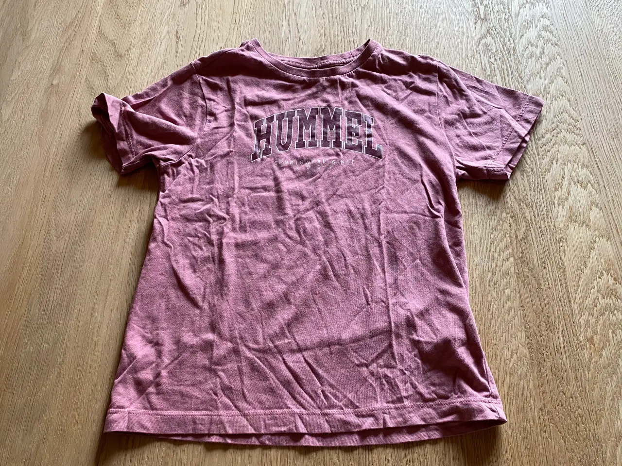 Billede 7 - Sofie schnor tshirt, danefæ tshirt  str. 116 flere