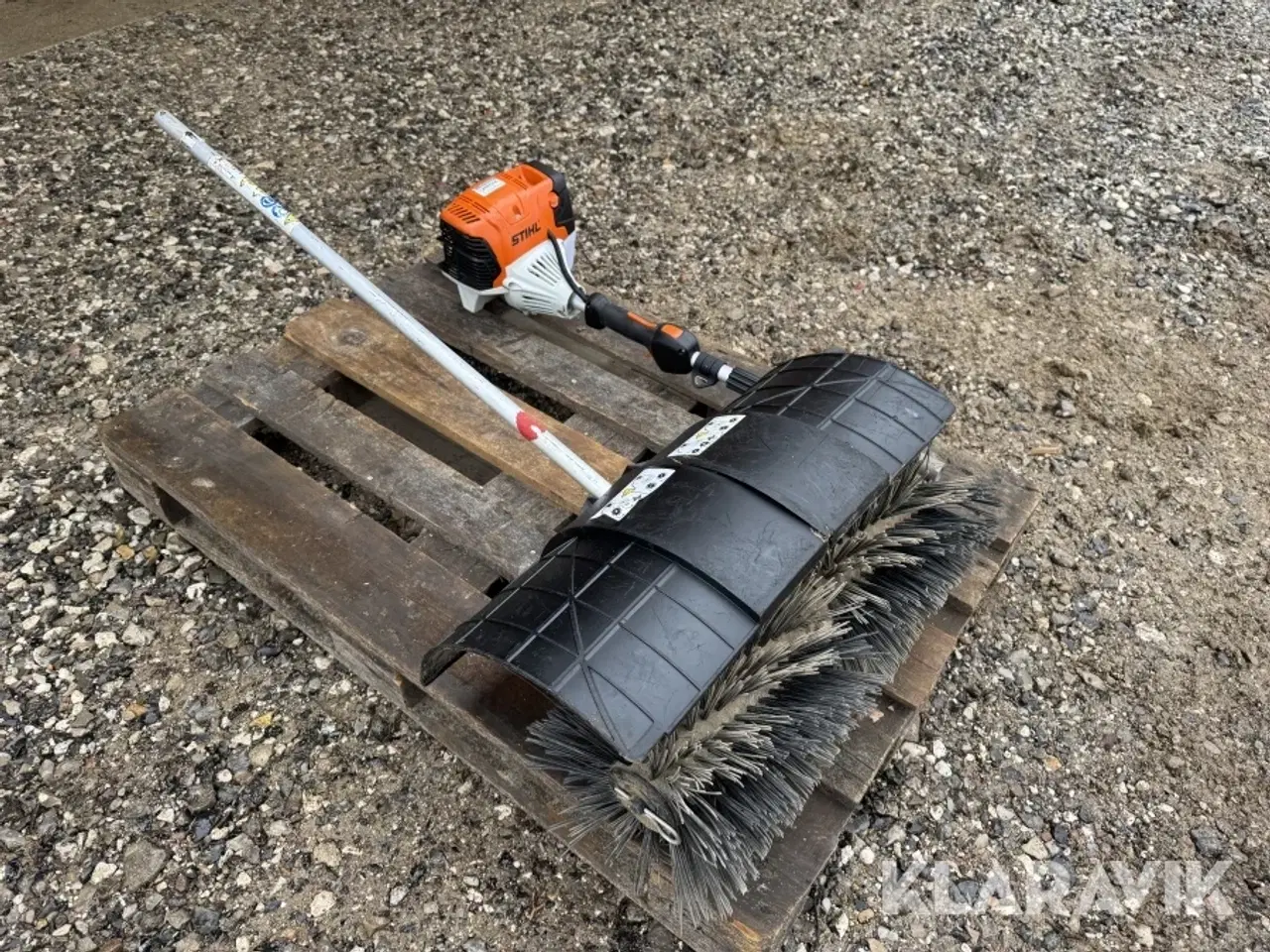 Billede 2 - Kombimaskine Stihl KMBI med børstevalse