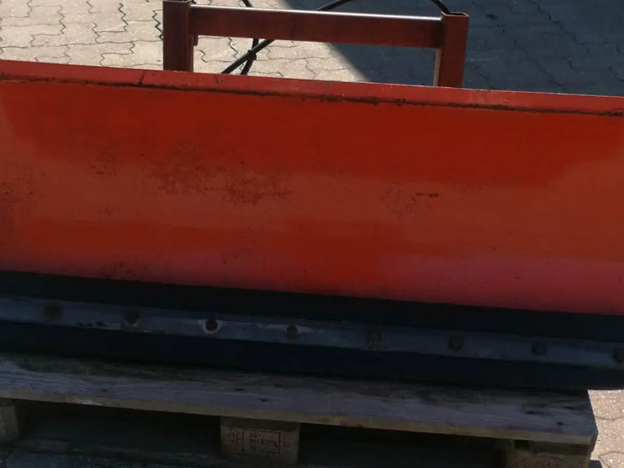 Billede 3 - - - - Brugt sneplov 125 cm. med Giant beslag