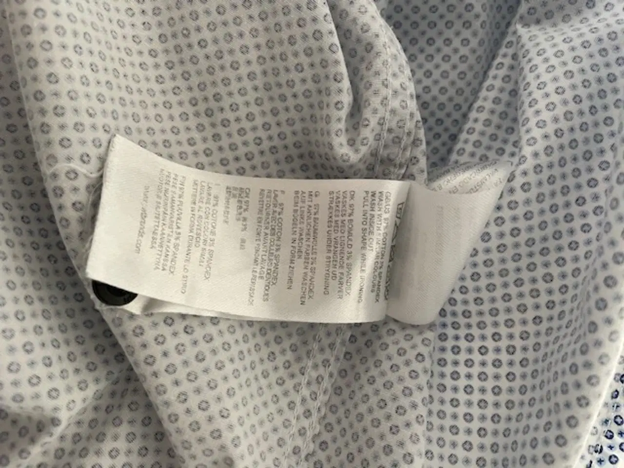 Billede 3 - Bison skjorte str. 45/46