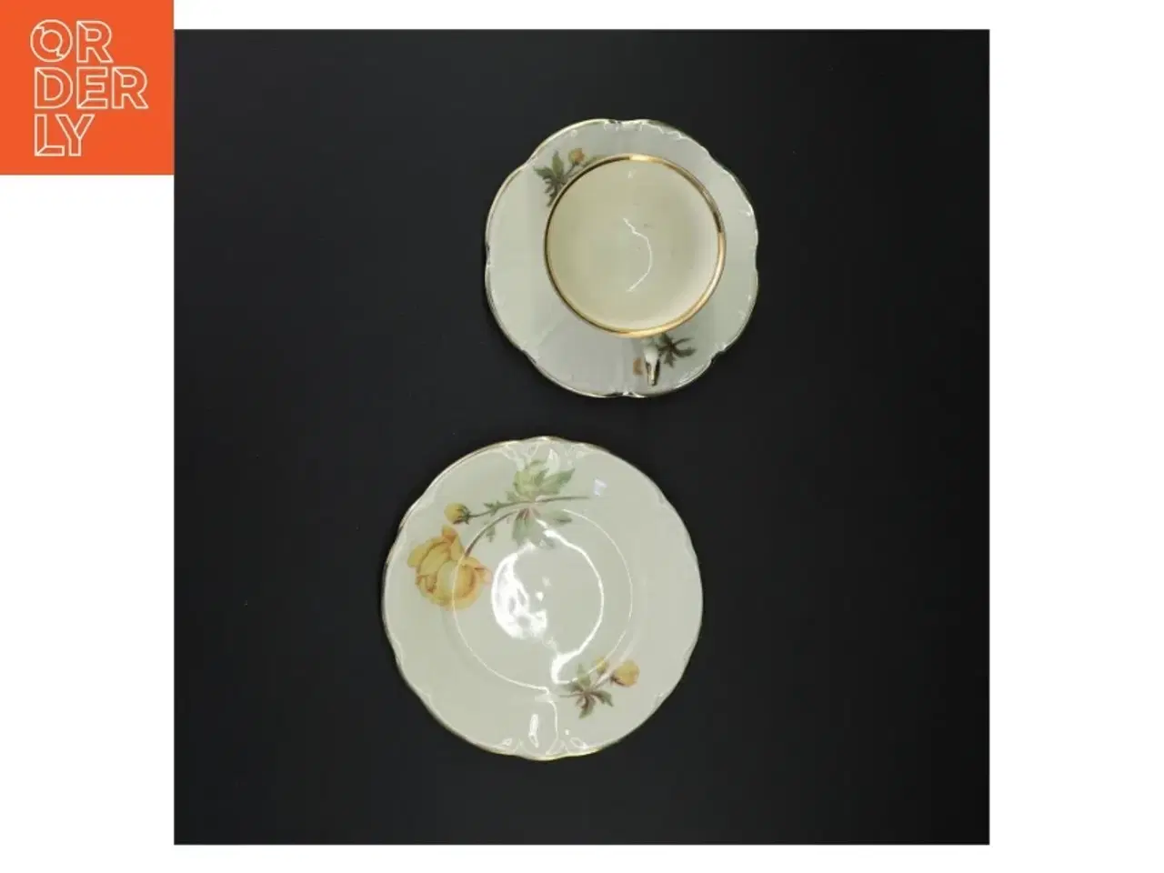 Billede 2 - Porcelænskop og underkop sæt (str. 16 x 9 cm)