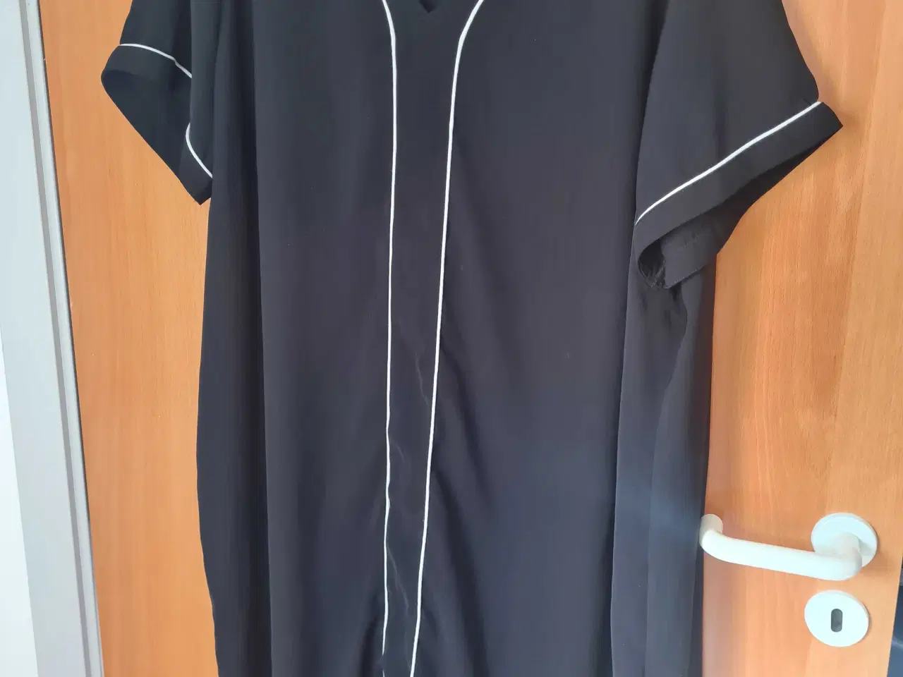 Billede 1 - Junarose kjole str 54 