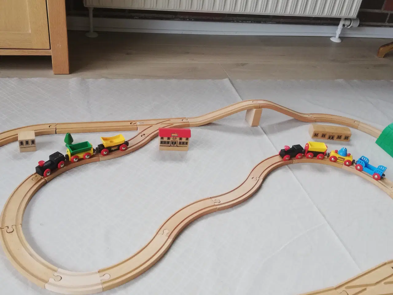 Billede 3 - Brio togbane og tog