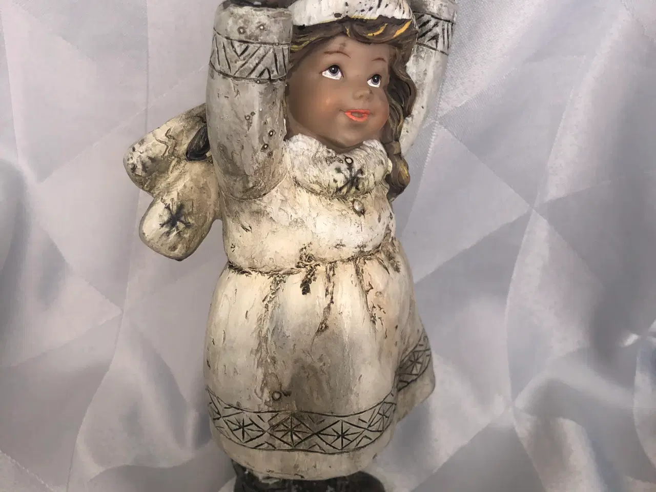 Billede 5 - Keramik vinter pige figur 