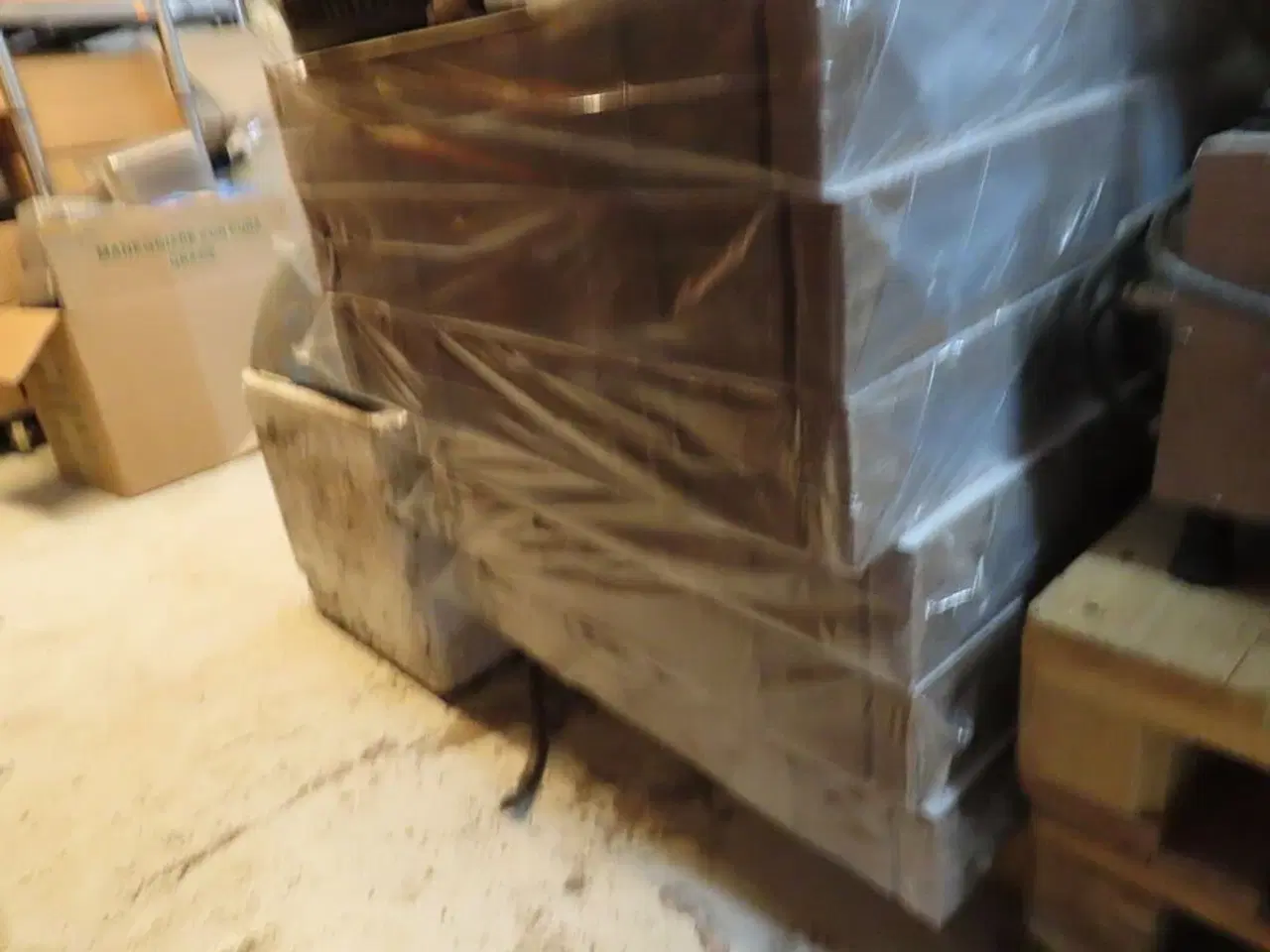 Billede 22 - Div. emballage og donutmaskine