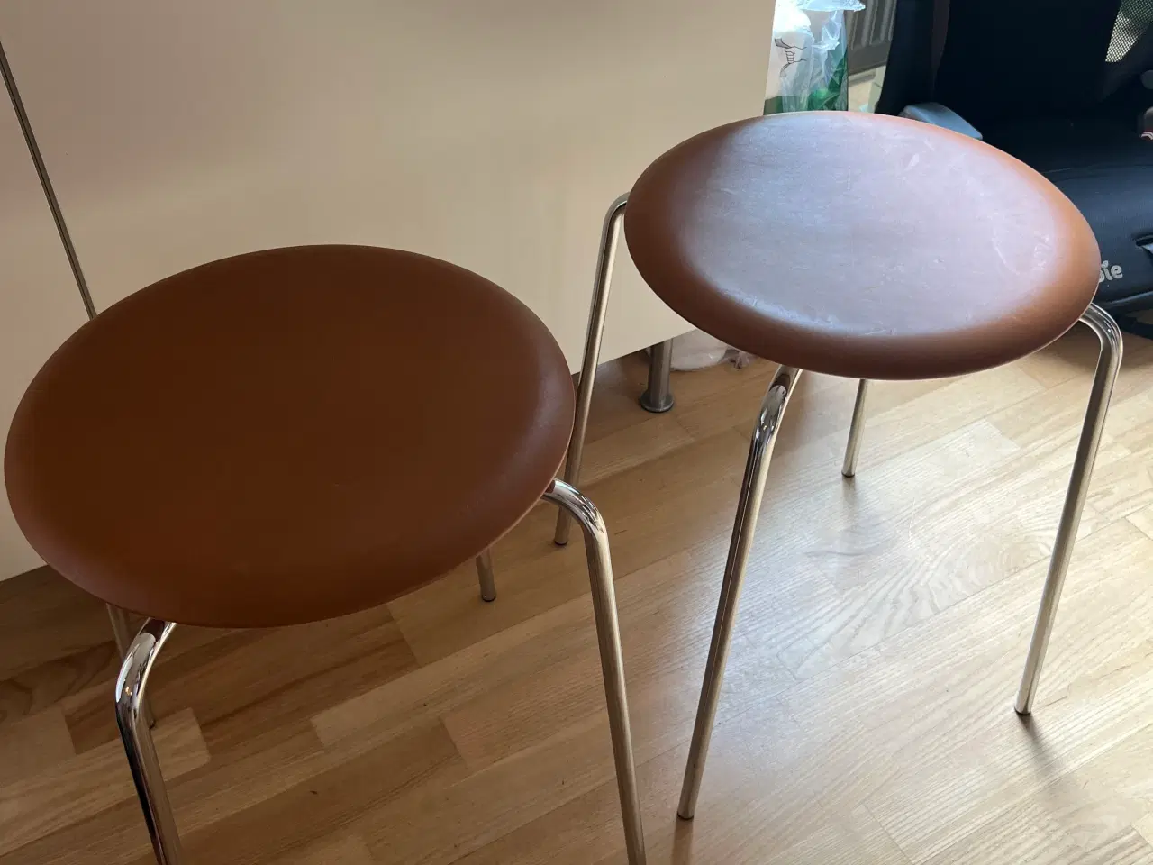 Billede 2 - Fritz Hansen skamler dot