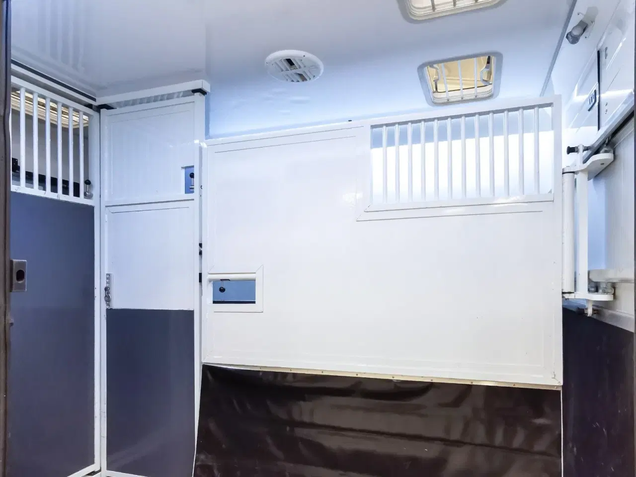 Billede 3 - Mercedes Sprinter 315 2,0 CDi A2 Hestetransport aut. FWD