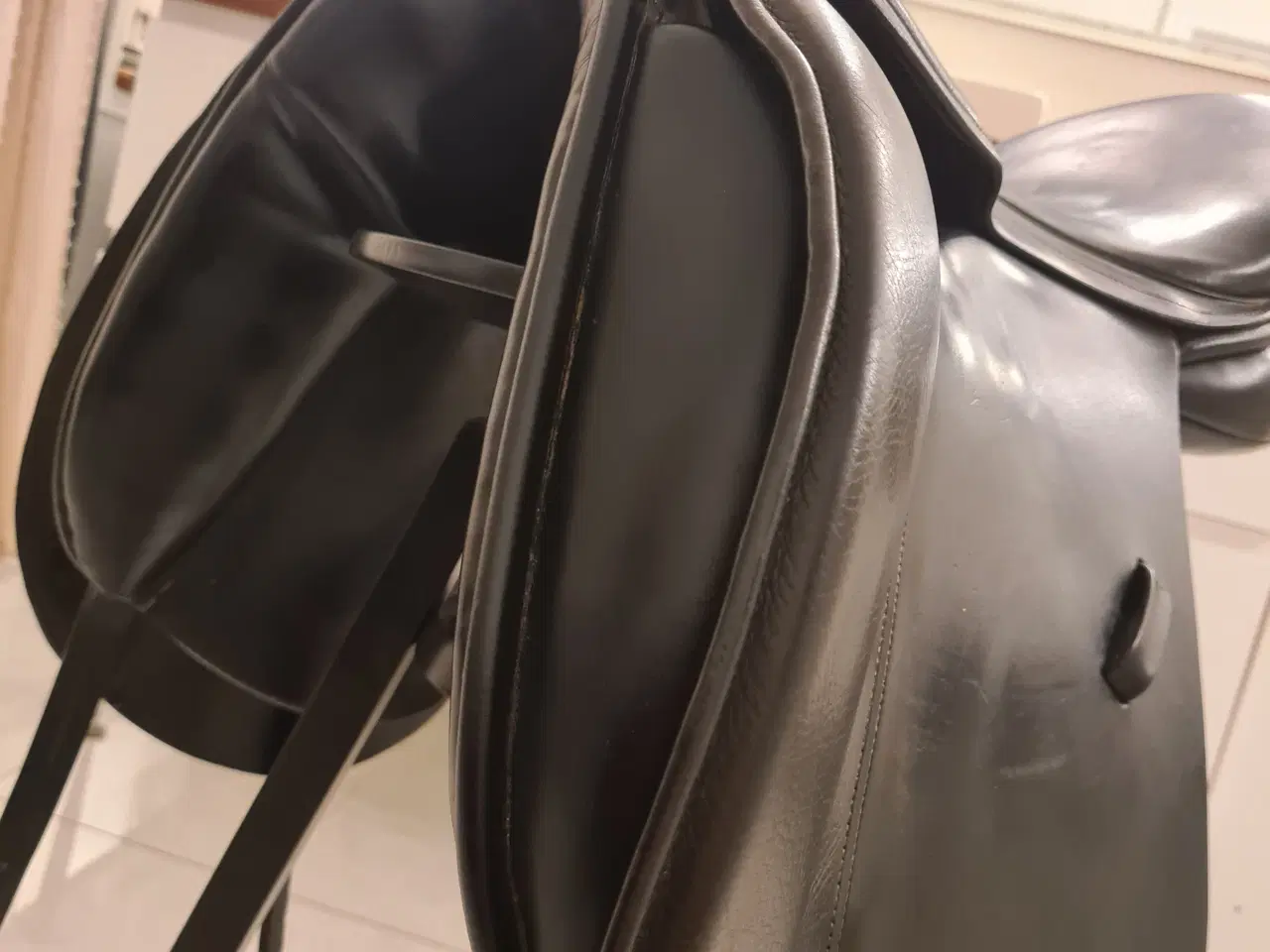 Billede 3 - JC Quantum dressursadel 17 "