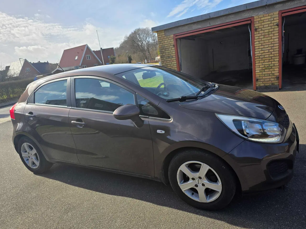 Billede 2 - Nysynet, økonomisk  og velkørende.