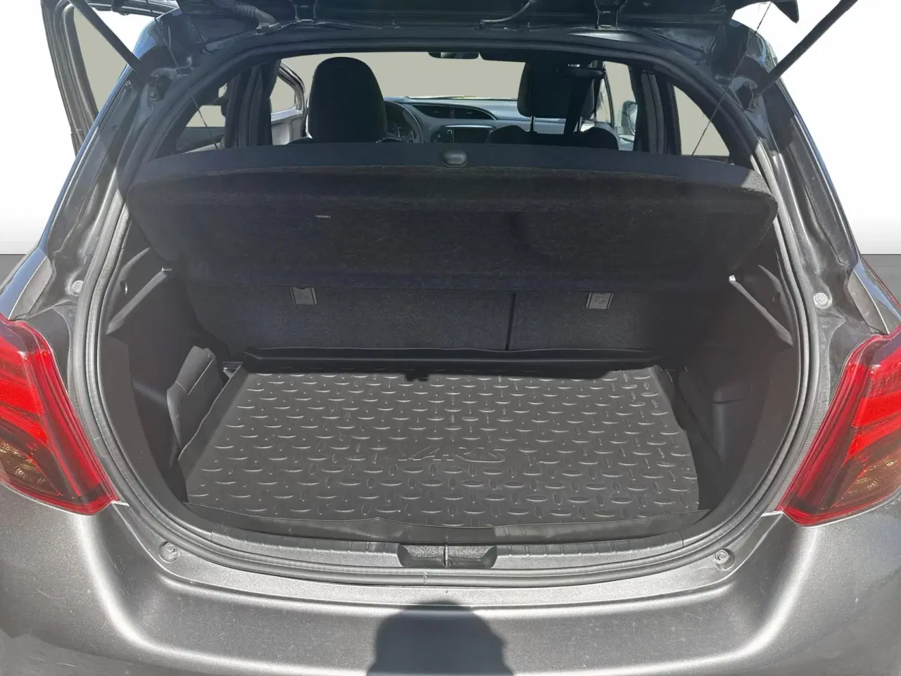 Billede 11 - Toyota Yaris 1,3 VVT-I Delight 100HK 5d 6g