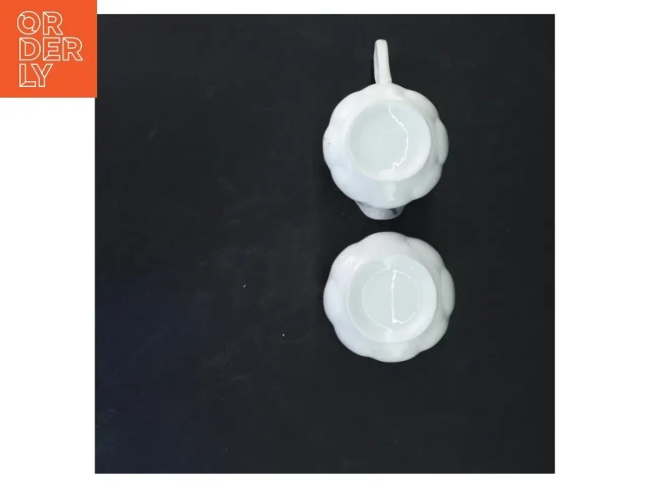 Billede 2 - Porcelæns flødekande og sukkerskål sæt (str. 10x8 cm)