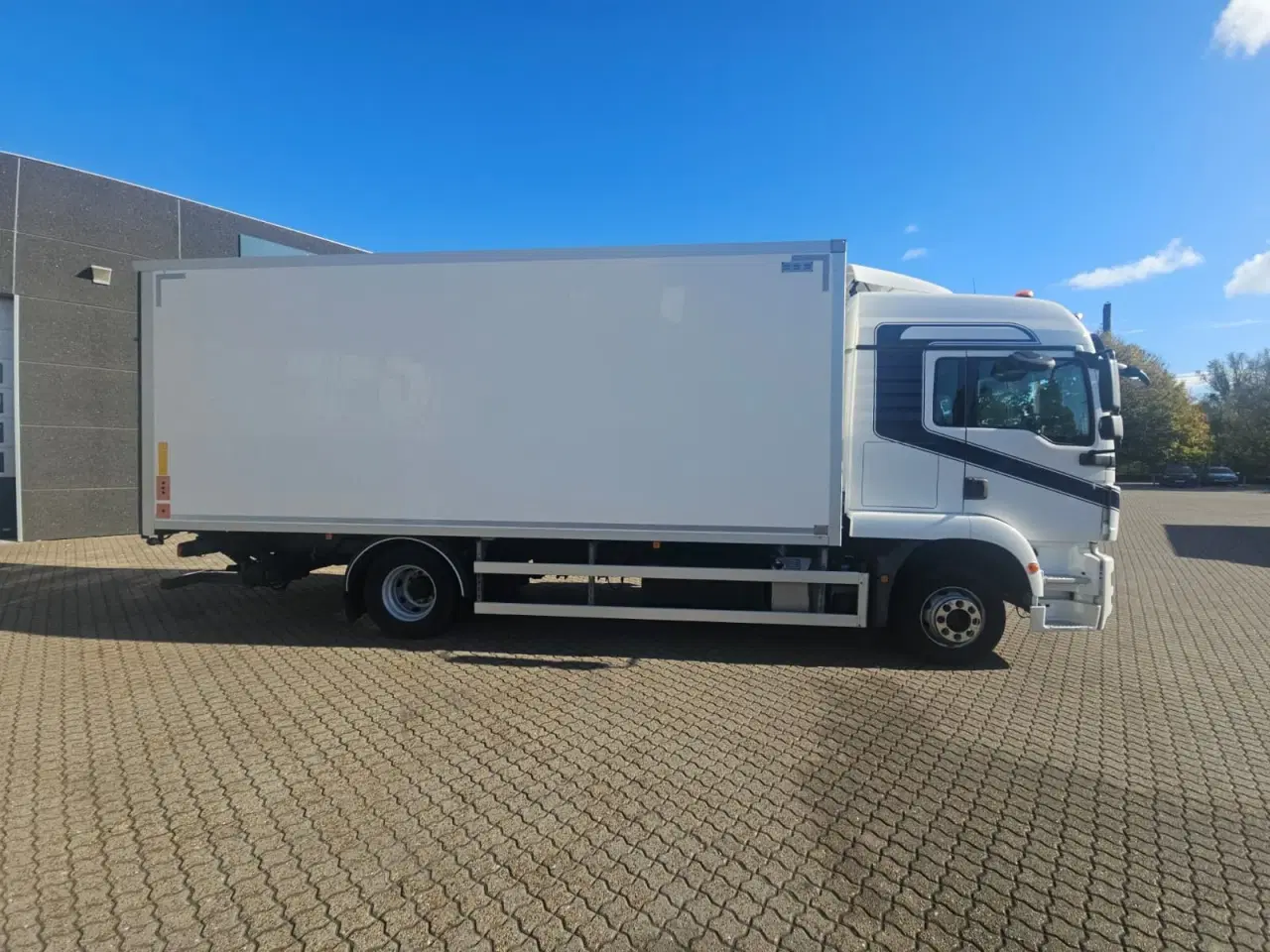 Billede 11 - MAN TGM 15.290, Lukket kasse