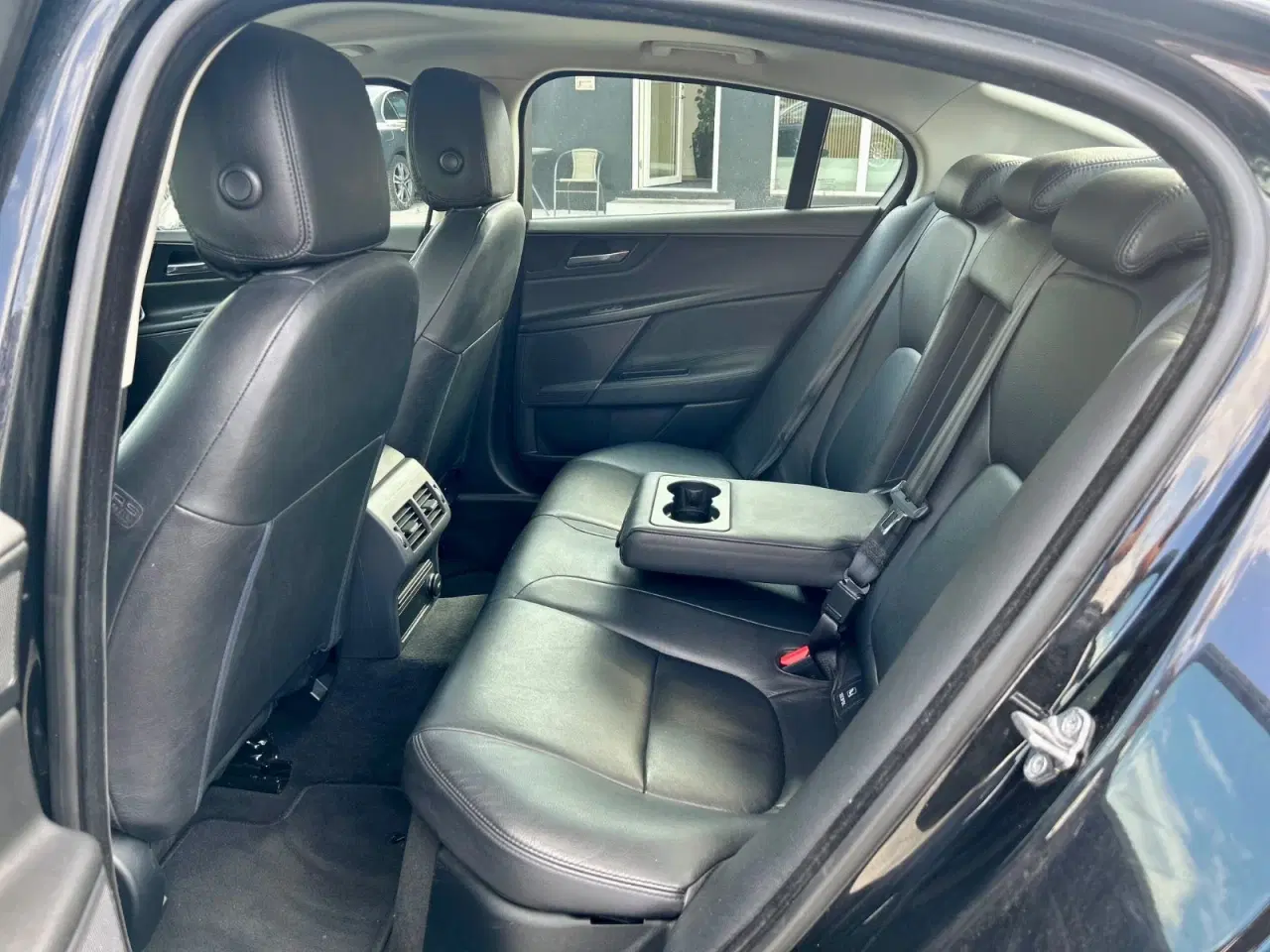 Billede 20 - Jaguar XE 2,0 P200 Prestige aut.