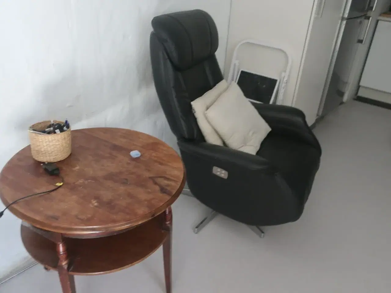 Billede 1 - Massagestol og bord