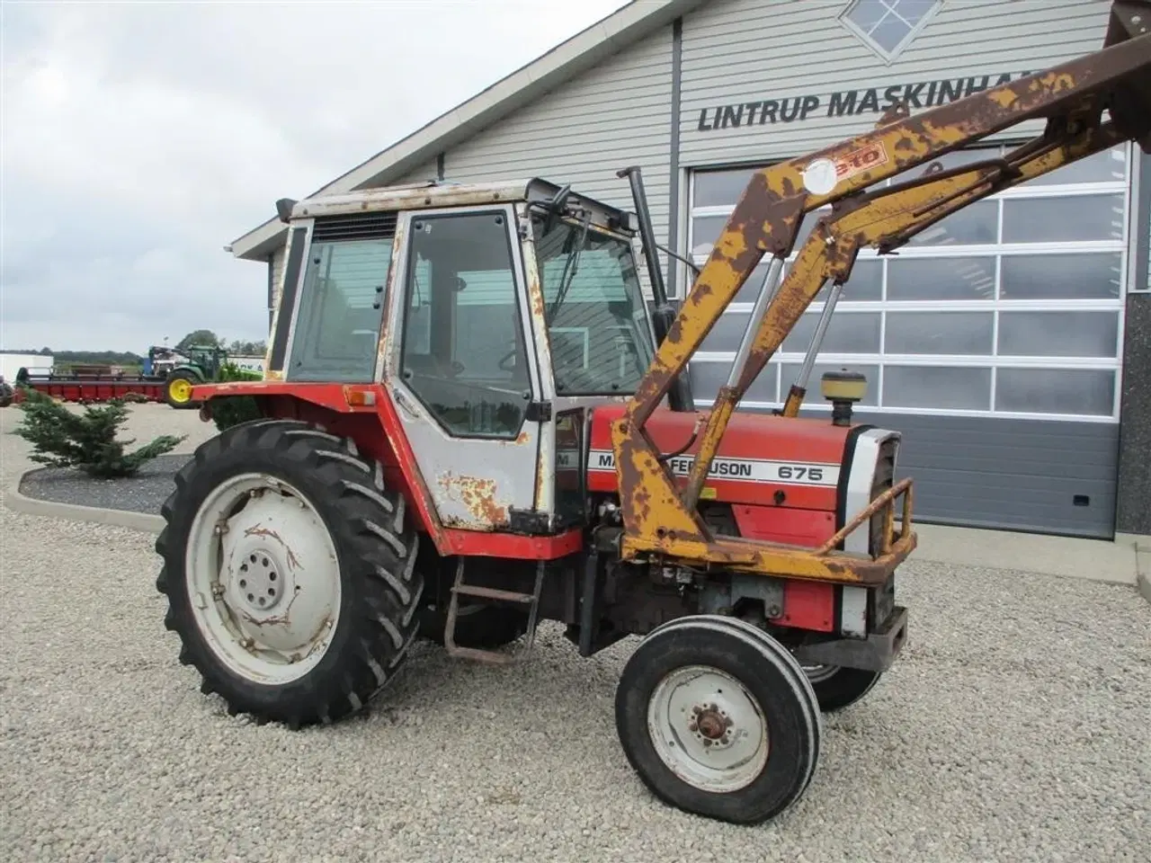 Billede 16 - Massey Ferguson 675 Speedshift med frontlæsser