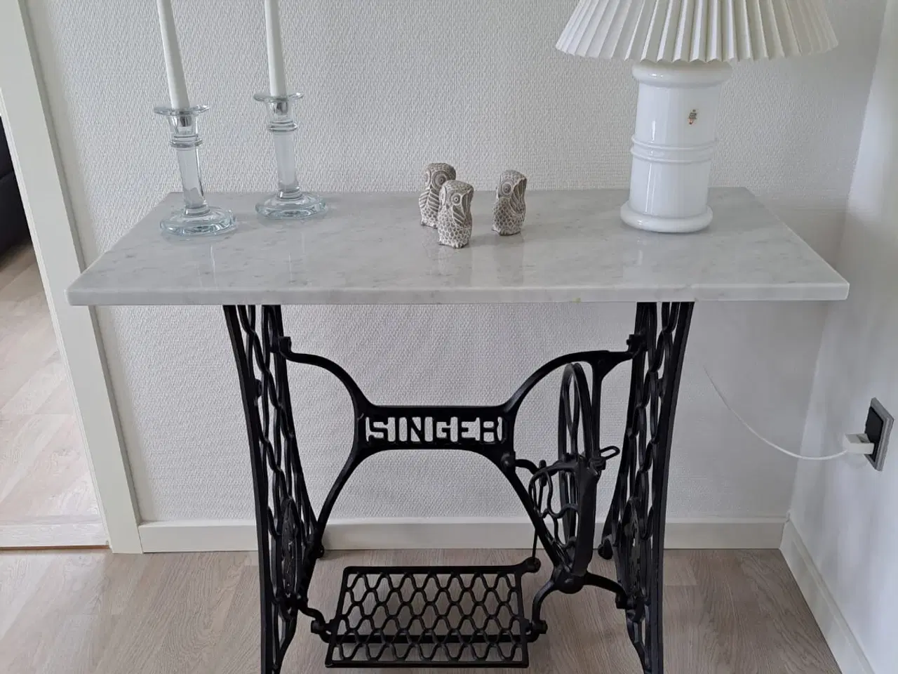 Billede 2 - Sybord med marmorplade og spejl