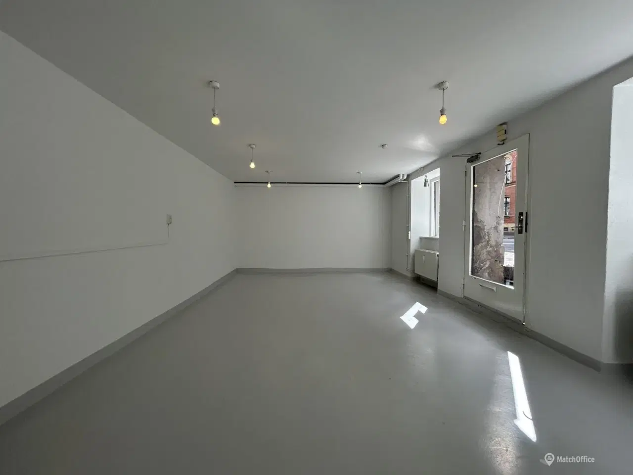 Billede 4 - Kontor til leje på Gasværksvej 11. kld.