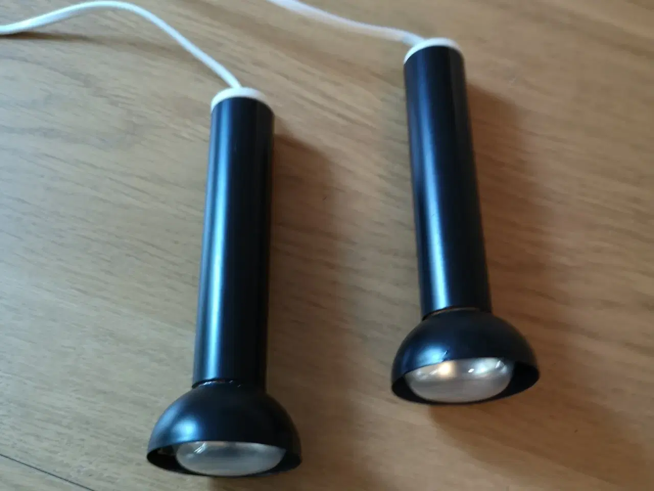 Billede 3 - Loft lamper/pendel, 1 sæt hvid og 1 sæt sort2 sæt