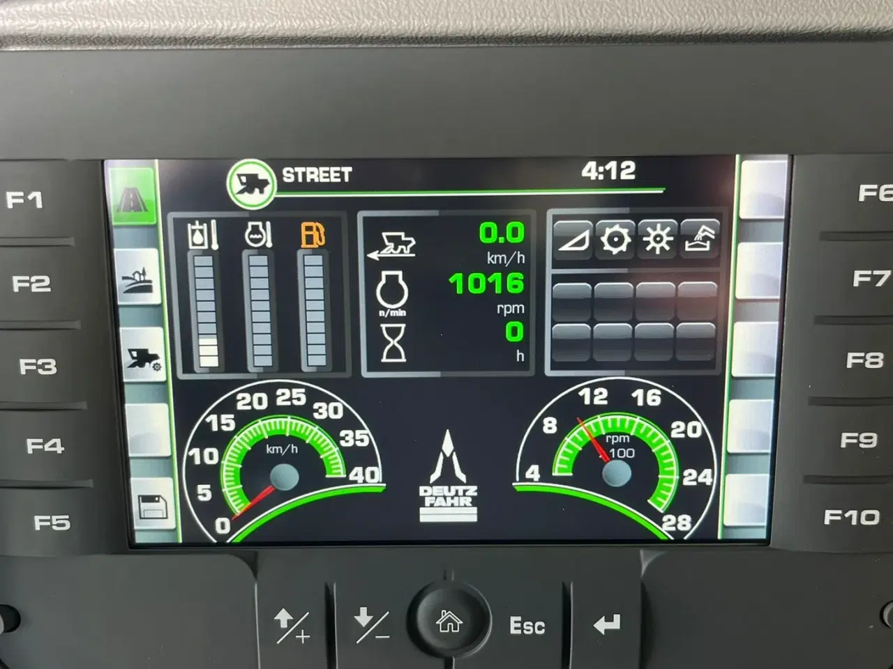 Billede 9 - Deutz-Fahr 7206 With 24feed - 7.2m header. New and unused Combine together with 7.2m header