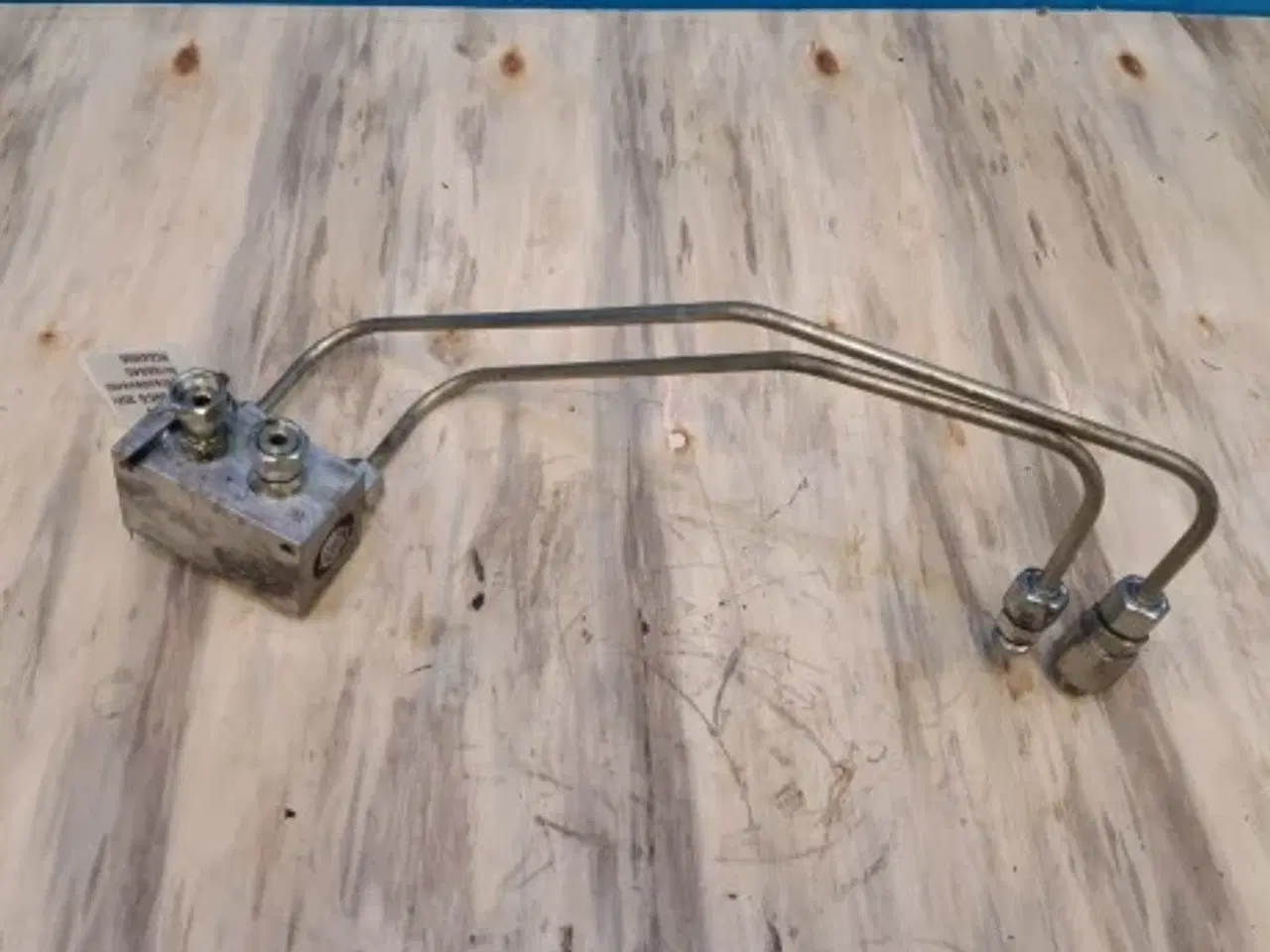 Billede 5 - New Holland 760CG 35Ft Hydraulikventil 84166945