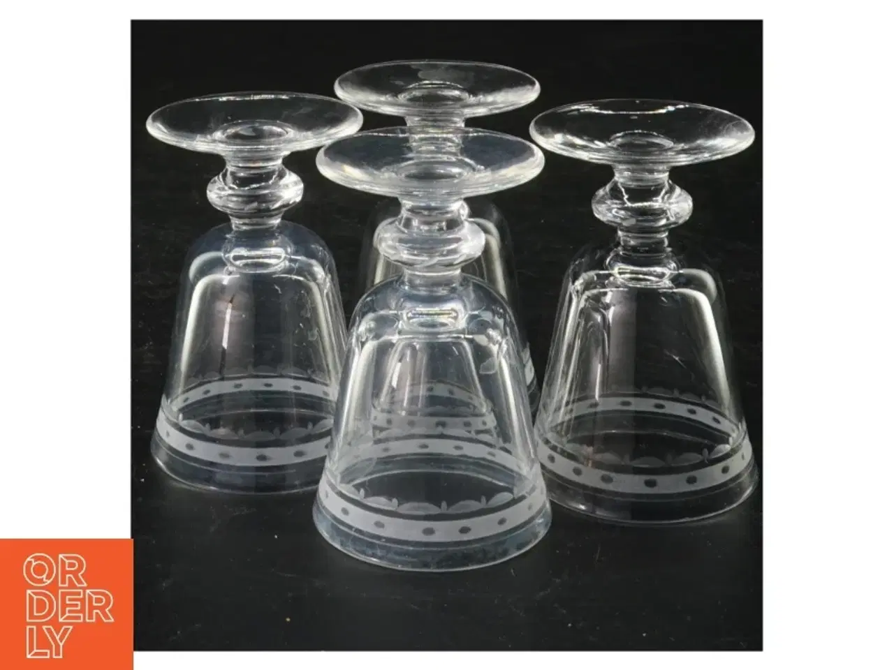 Billede 2 - Snapseglas (str. 8 cm og 5 cm i diameter)