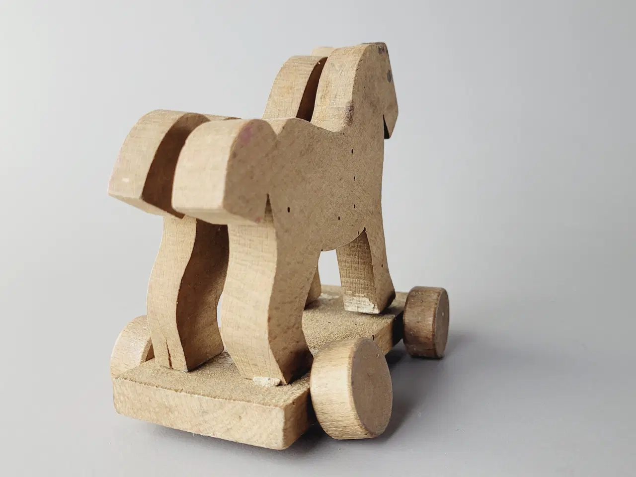 Billede 6 - ⭐️: Unik vintage træhest – Charmerende håndlavet 