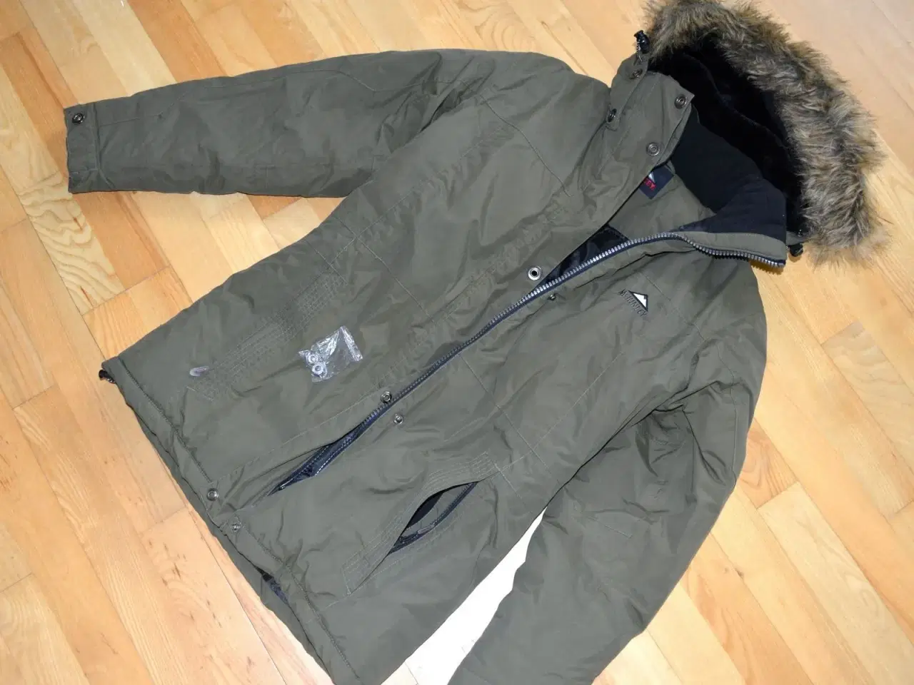 Billede 3 - JAKKE: McKinley PARKA i str. 36., som ny