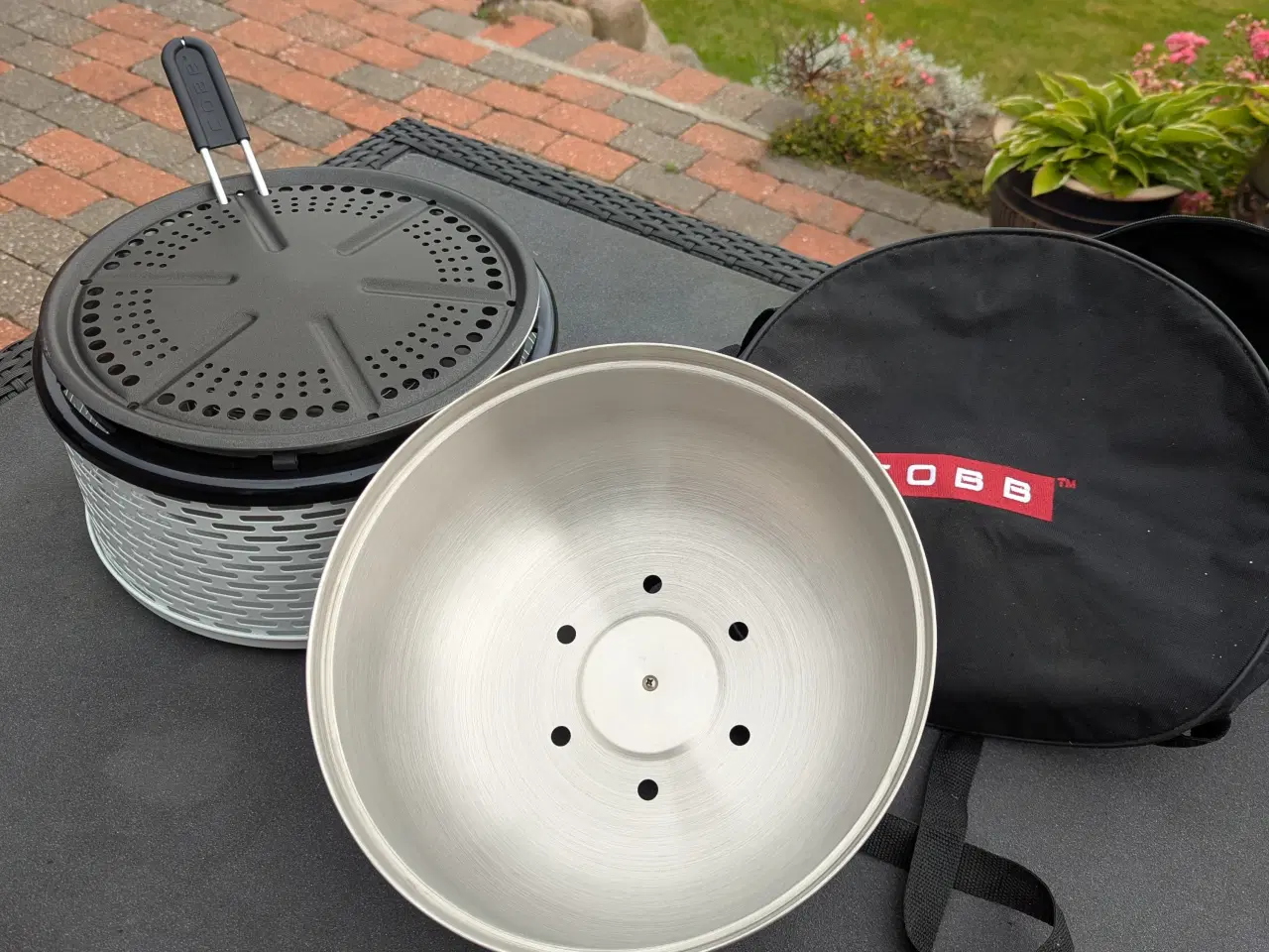 Billede 3 - Cobb, Flot transportabel bordgrill