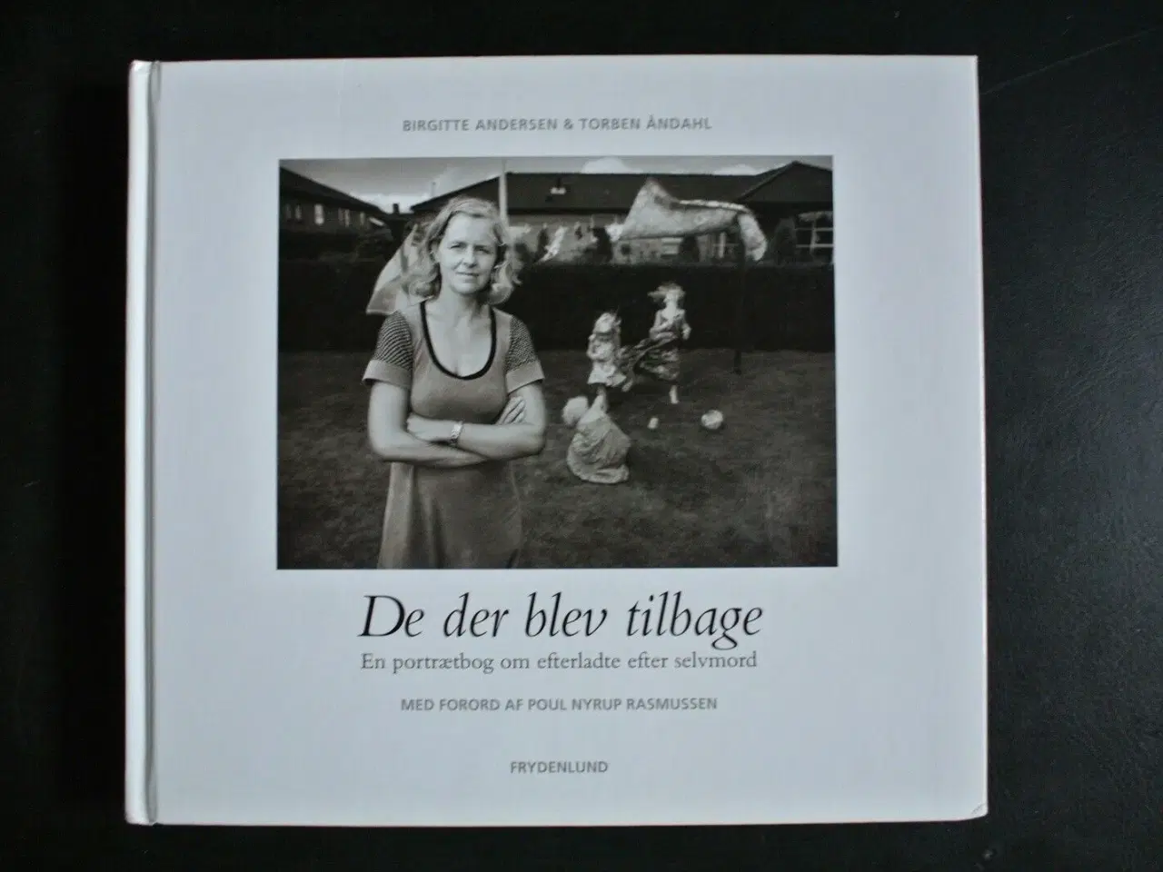Billede 1 - de der blev tilbage - en portrætbog om efterladte 