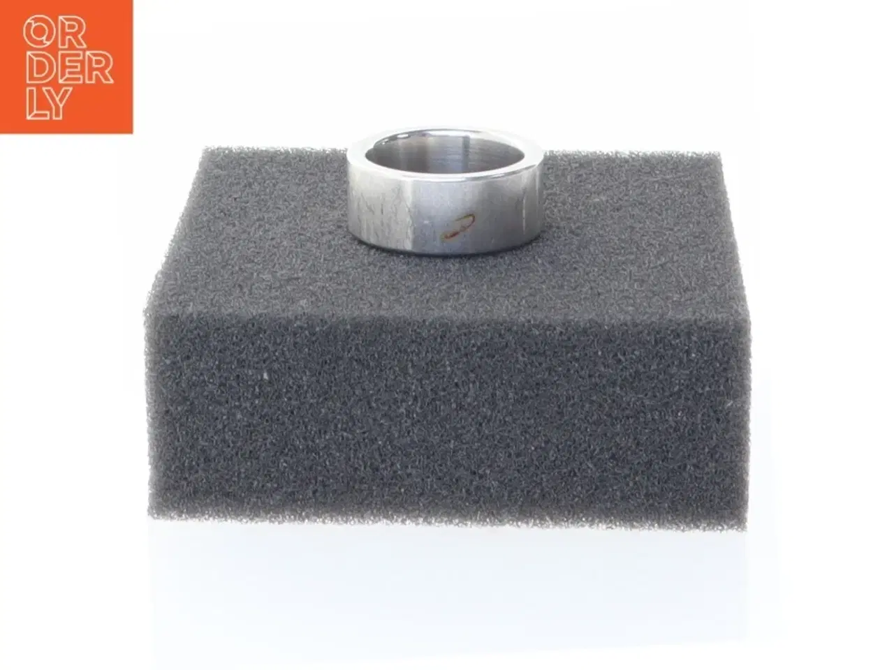 Billede 2 - Sølvfarvet ring (str. Størrelse, 60)